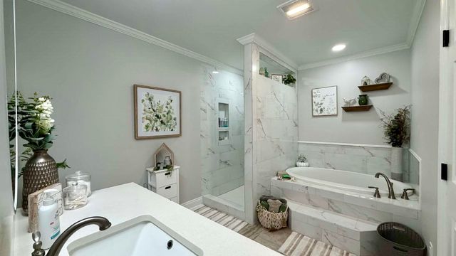 1017 Hickory St, Morgan City, LA 70380