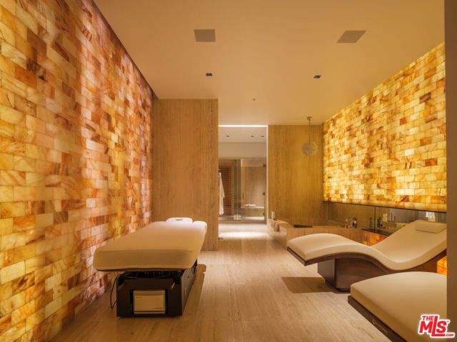 1305 Collingwood Place, Los Angeles, CA 90069