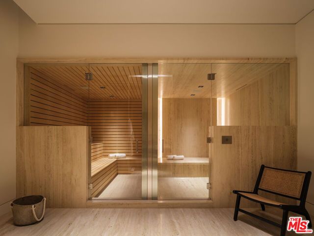 1305 Collingwood Place, Los Angeles, CA 90069