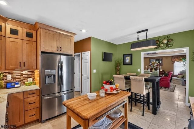 218 Maxwell Ave, Hightstown Boro, NJ 08520