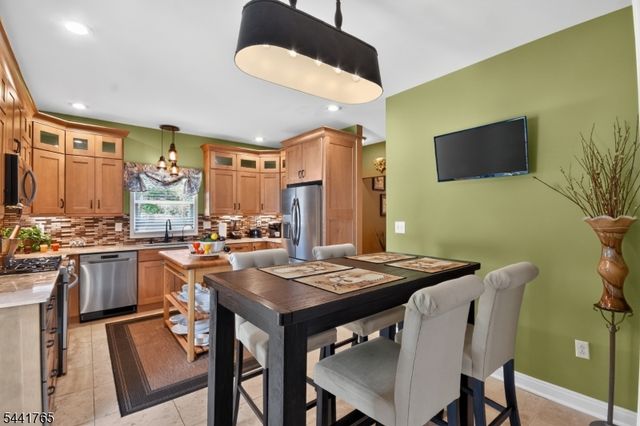 218 Maxwell Ave, Hightstown Boro, NJ 08520
