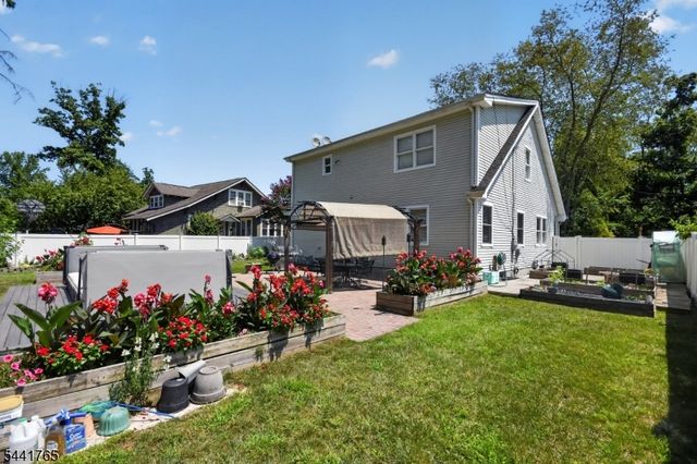 218 Maxwell Ave, Hightstown Boro, NJ 08520
