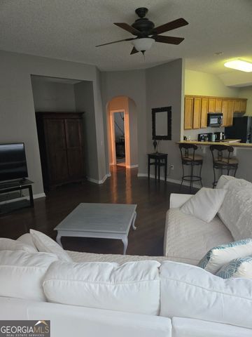 84 Falkland Avenue, Savannah, GA 31407