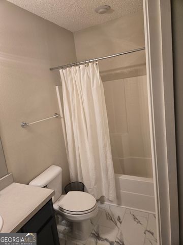 84 Falkland Avenue, Savannah, GA 31407