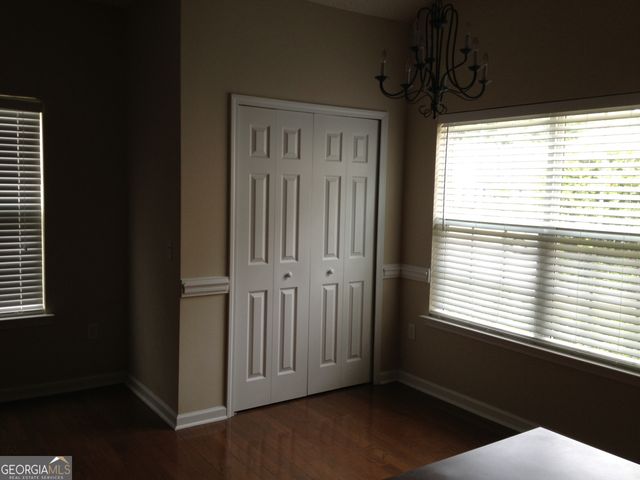 84 Falkland Avenue, Savannah, GA 31407