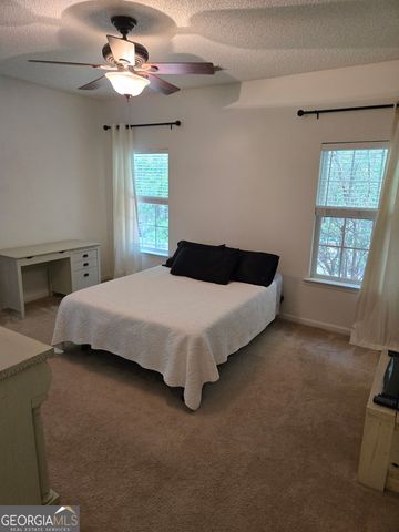 84 Falkland Avenue, Savannah, GA 31407