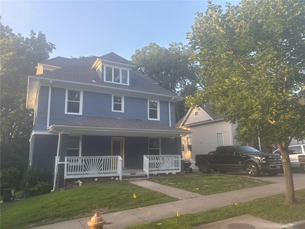 1432 W Walnut Street, Independence, MO 64050