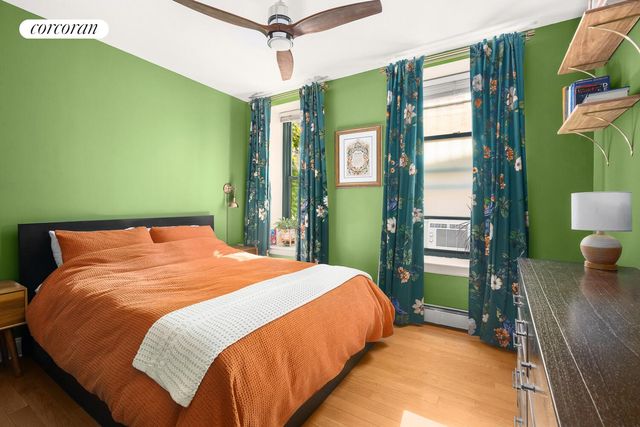 352 W 117th St Apt 2B, New York City, NY 10026
