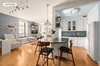 352 W 117th St Apt 2B, New York City, NY 10026