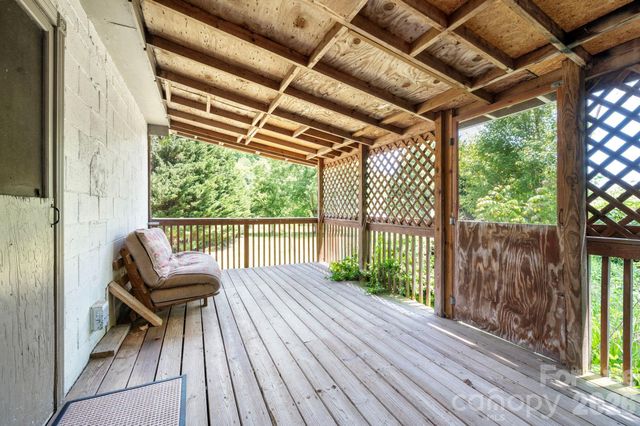 2802 Beaverdam Road, Canton, NC 28716