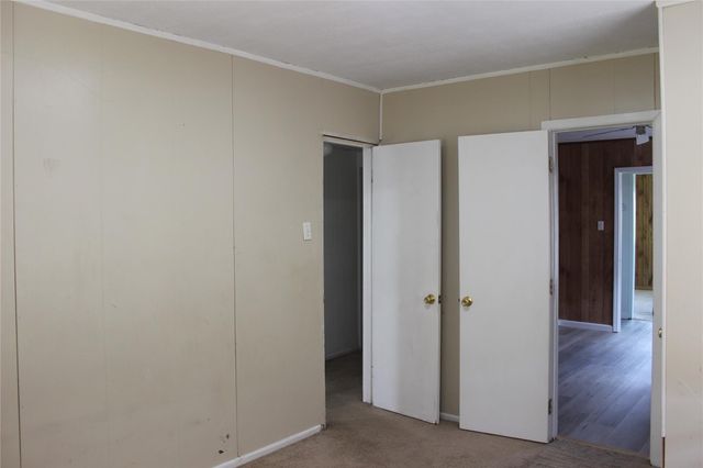 622 S Hancock Street, Angleton, TX 77515