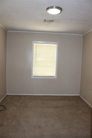 622 S Hancock Street, Angleton, TX 77515