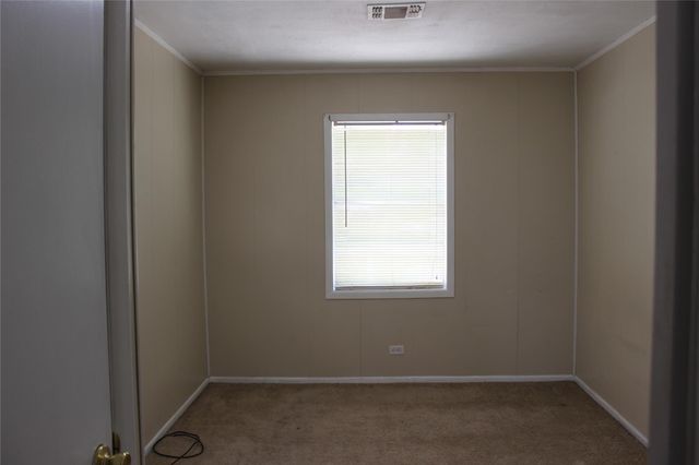 622 S Hancock Street, Angleton, TX 77515