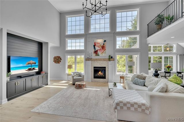 10285 Clarence Center Road, Clarence, NY 14031