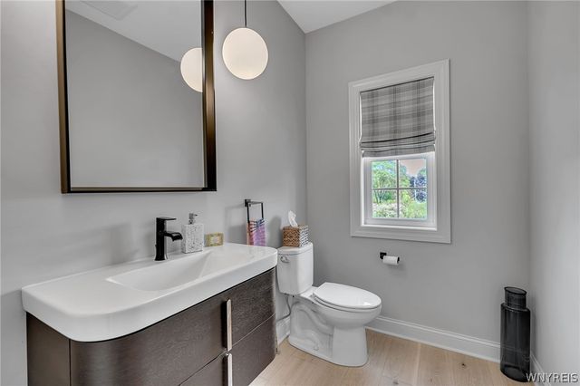 10285 Clarence Center Road, Clarence, NY 14031