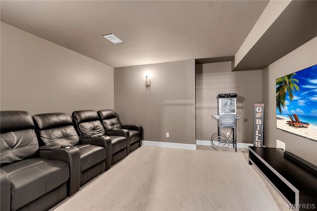 10285 Clarence Center Road, Clarence, NY 14031