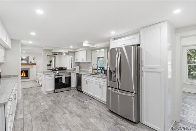 9235 W Harbor Isle Court, Crystal River, FL 34429