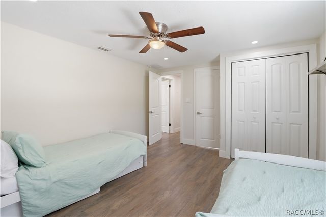 9235 W Harbor Isle Court, Crystal River, FL 34429