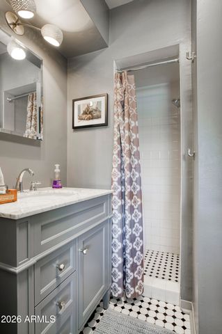 314 W WINDSOR Avenue, Phoenix, AZ 85003