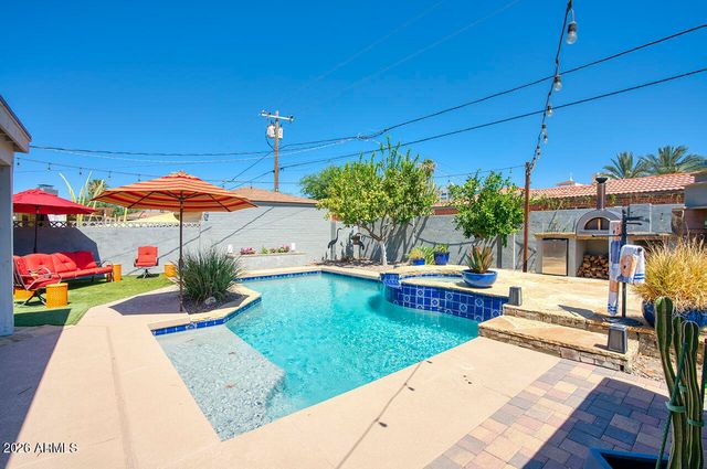 314 W WINDSOR Avenue, Phoenix, AZ 85003