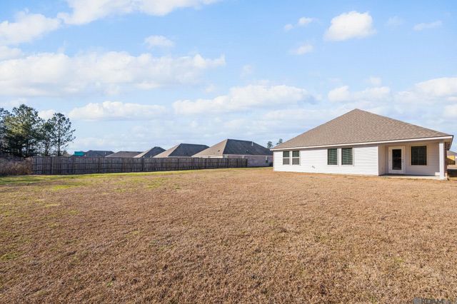 35572 Grovemont Dr, Denham Springs, LA 70706