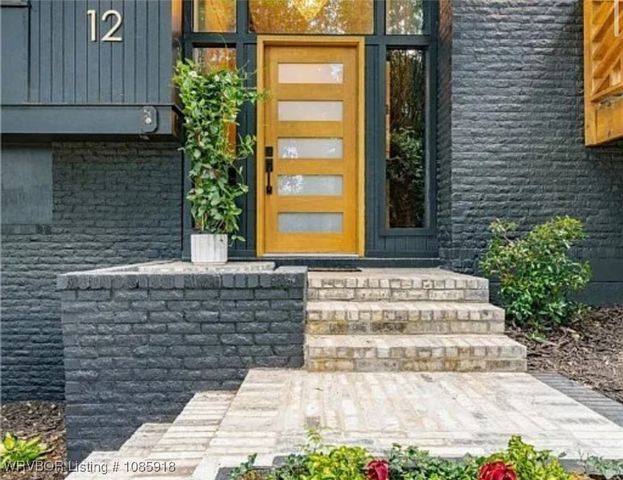 12 Carthage Circle, Fort Smith, AR 72901