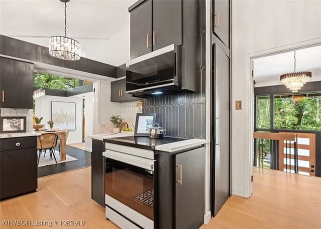 12 Carthage Circle, Fort Smith, AR 72901