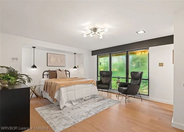 12 Carthage Circle, Fort Smith, AR 72901