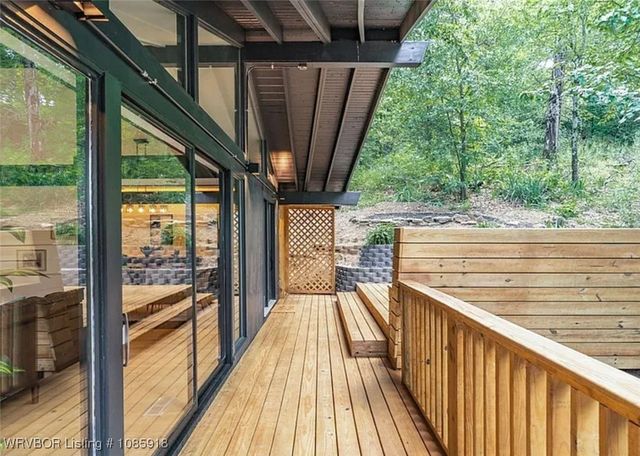 12 Carthage Circle, Fort Smith, AR 72901