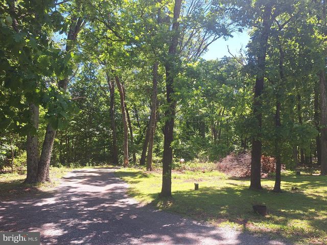 71 TRAPPER RIDGE LN, Hedgesville, WV 25427