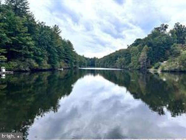 71 TRAPPER RIDGE LN, Hedgesville, WV 25427