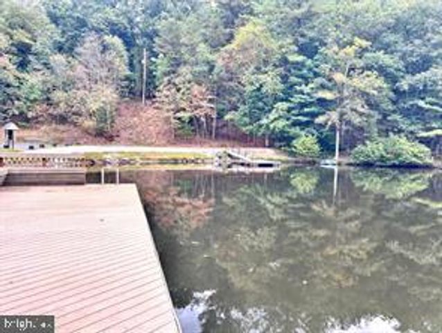 71 TRAPPER RIDGE LN, Hedgesville, WV 25427