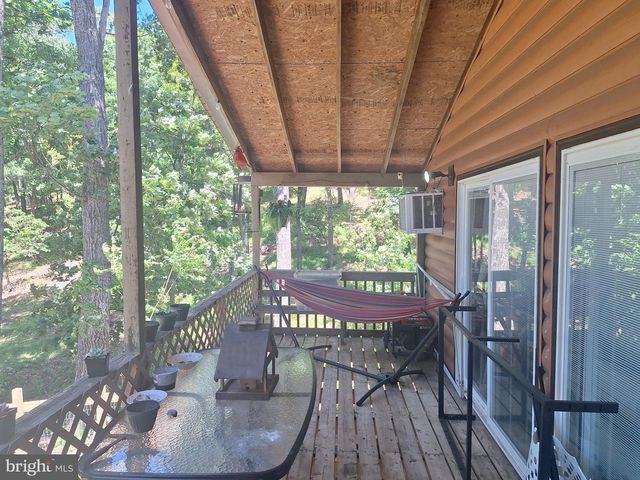 71 TRAPPER RIDGE LN, Hedgesville, WV 25427