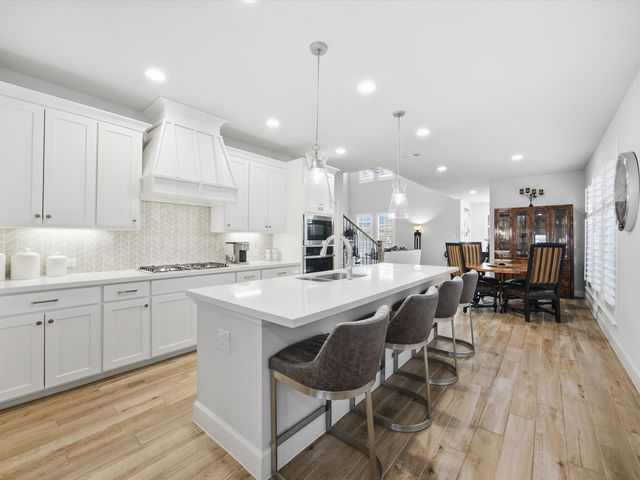 2129 Domingo Drive, Fort Worth, TX 76008