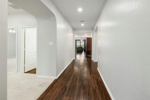 1228 Brenham LN, Leander, TX 78641