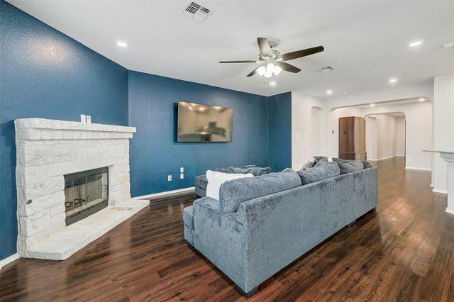 1228 Brenham LN, Leander, TX 78641