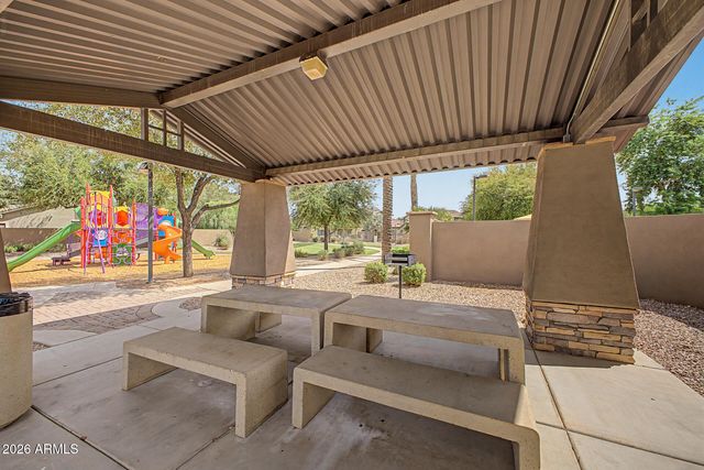 2907 S NIELSON Street, Gilbert, AZ 85295