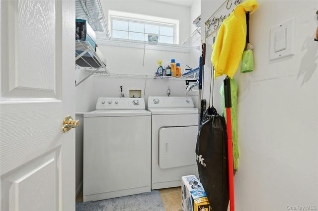 10 Sagaponack Court 10, Ridge, NY 11961