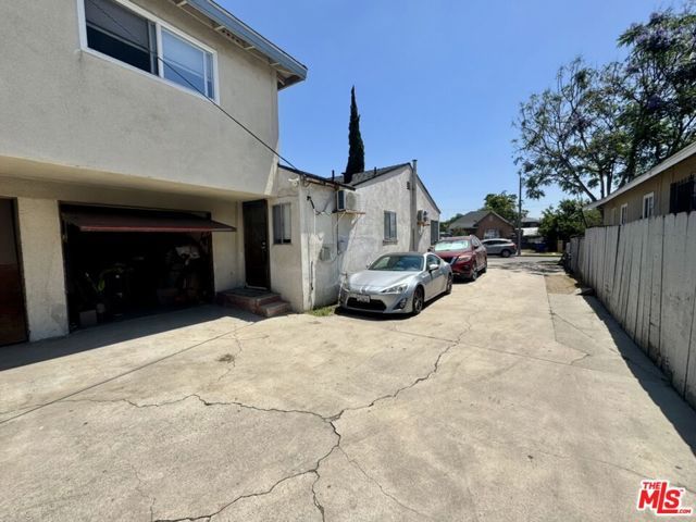 3551 Denver Avenue, Long Beach, CA 90810