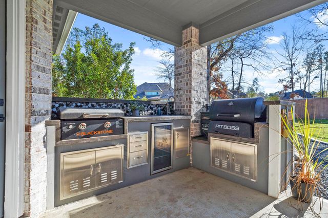 40901 Mauser Lane, Magnolia, TX 77354