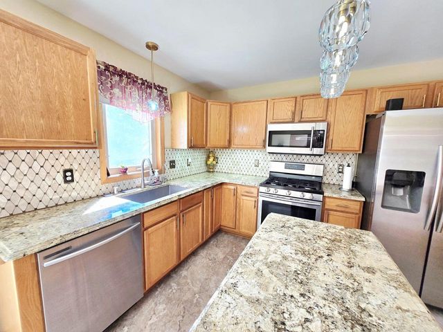 8401 Kingsway LANE, Sturtevant, WI 53177