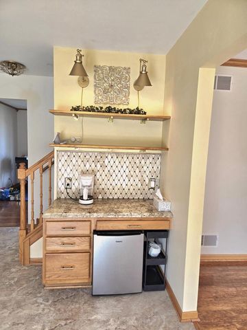 8401 Kingsway LANE, Sturtevant, WI 53177