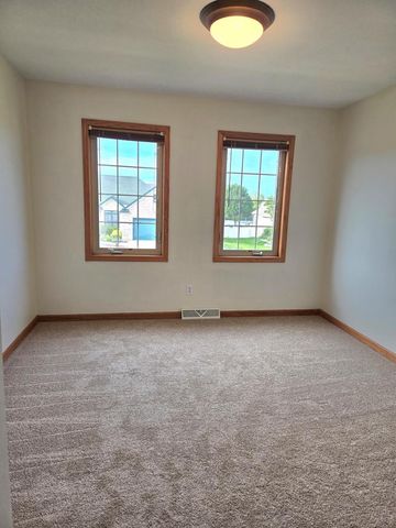 8401 Kingsway LANE, Sturtevant, WI 53177
