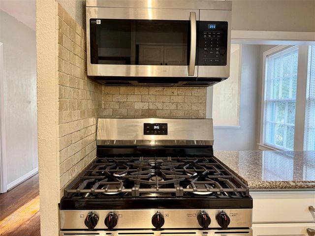 1201 Maple Street, La Marque, TX 77568