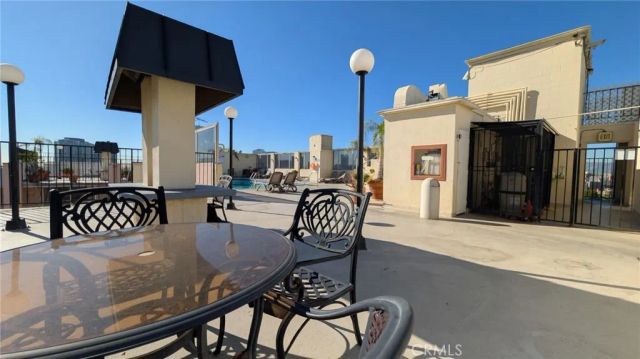 421 S La Fayette Park South 720, Los Angeles, CA 90057