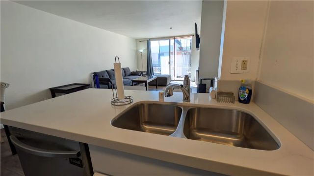 421 S La Fayette Park South 720, Los Angeles, CA 90057