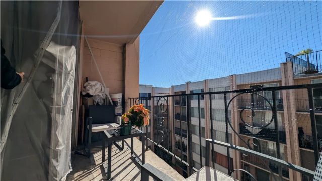 421 S La Fayette Park South 720, Los Angeles, CA 90057