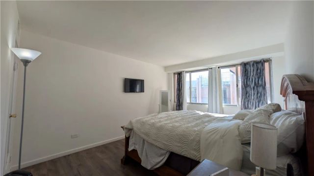 421 S La Fayette Park South 720, Los Angeles, CA 90057