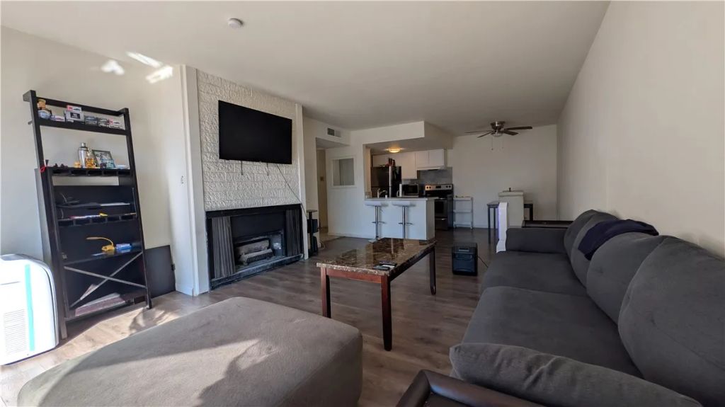 421 S La Fayette Park South 720, Los Angeles, CA 90057