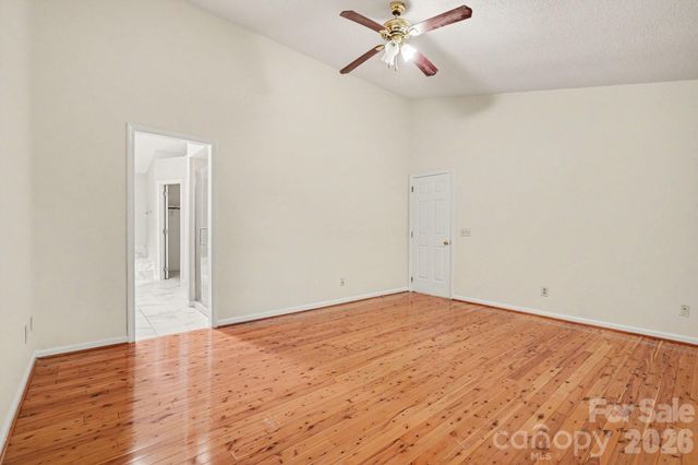 7104 Kinsmore Lane, Charlotte, NC 28269